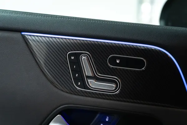 Mercedes-Benz GLA 250 e AMG Line 9