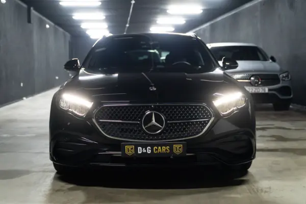 Mercedes-Benz E 300 de 21