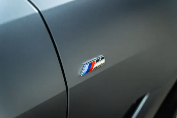 BMW i4 eDrive40 Pack Desportivo M Pro 19