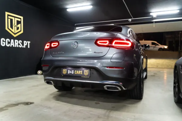 Mercedes-Benz GLC 300 e Coupé 4Matic 24