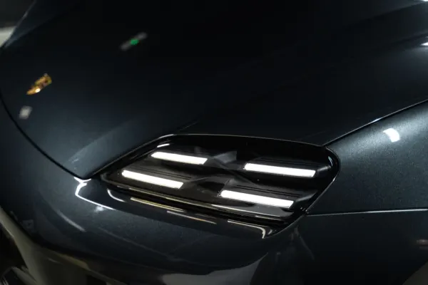 Porsche Macan Standard 5