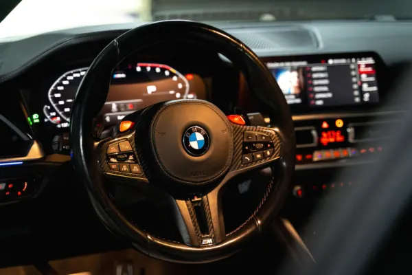 BMW M4 Competition 5