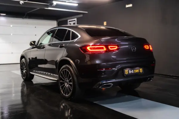 Mercedes-Benz GLC 300 de Coupé 4Matic 2