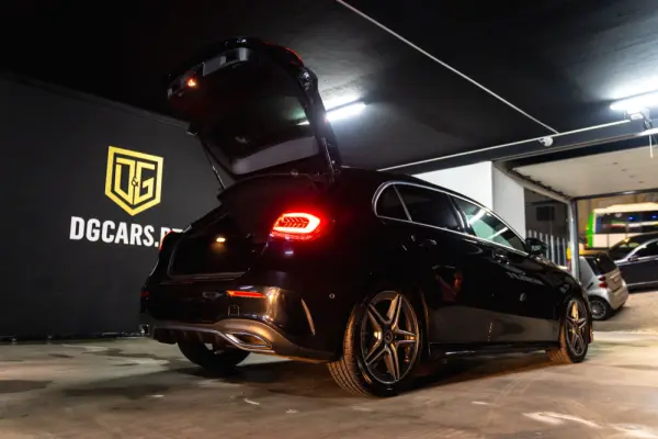 Mercedes-Benz A 180 d AMG Line Aut. 23