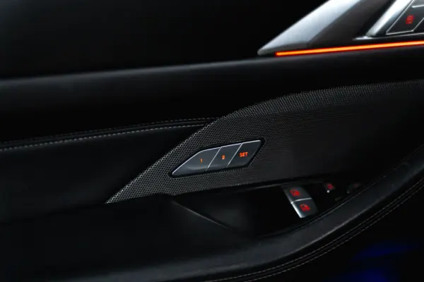 BMW M4 Competition 6