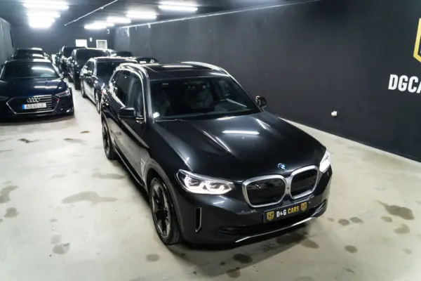 BMW iX3 Inspiring 25