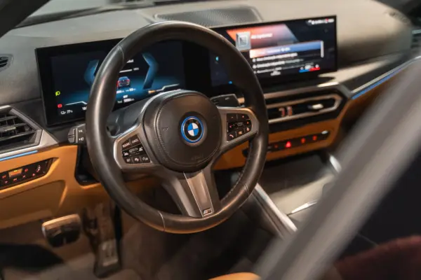 BMW i4 eDrive40 Pack Desportivo M 7