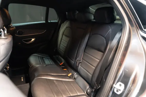 Mercedes-Benz GLC 300 de Coupé 4Matic 15