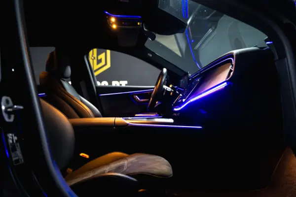 Mercedes-Benz E 300 de 20