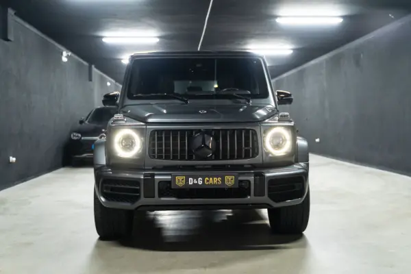 Mercedes-Benz G 63 AMG Standard 32