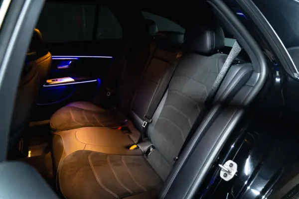 Mercedes-Benz E 300 de 17