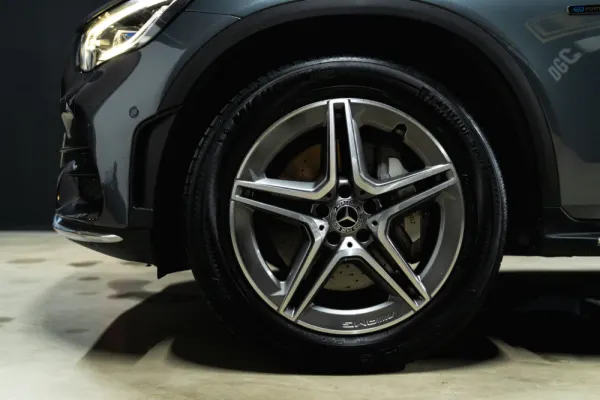 Mercedes-Benz GLC 300 e Coupé 4Matic 3