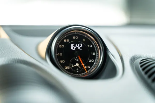 Porsche 718 Cayman 2.0 PDK 11