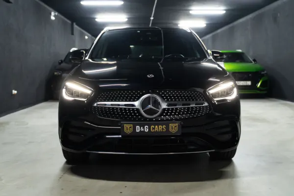 Mercedes-Benz GLA 250 e AMG Line 19