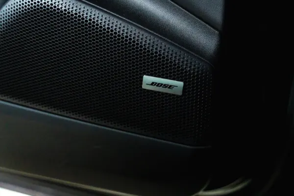 Porsche Macan Standard 18