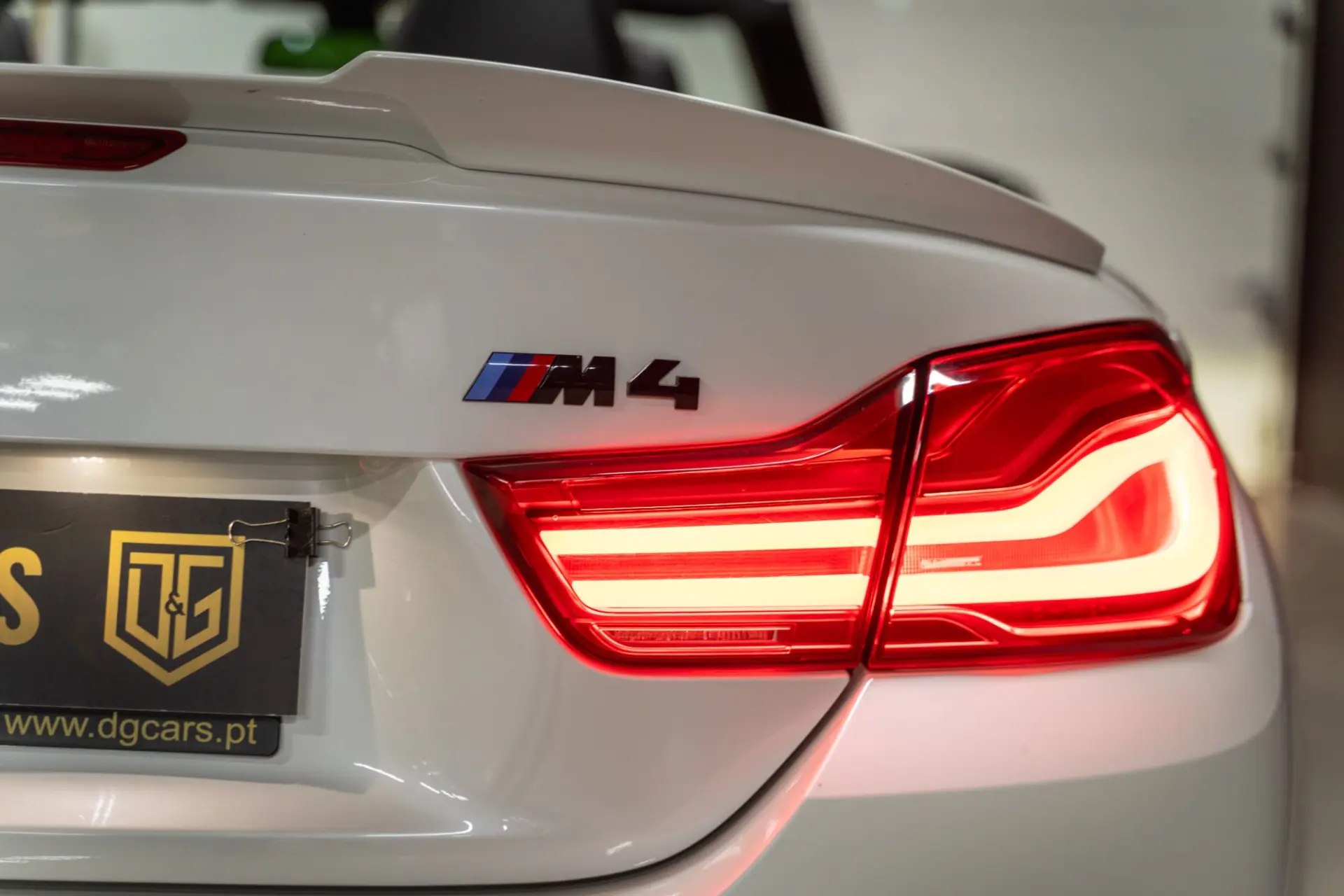 BMW M4 Auto 19