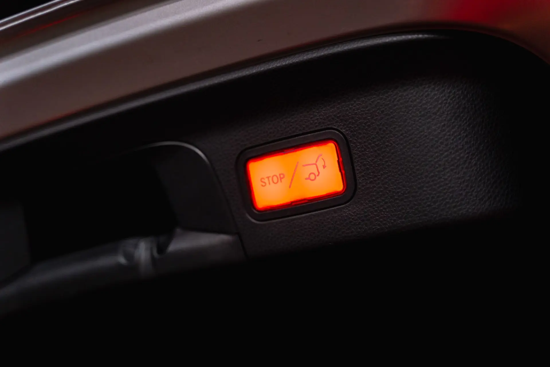 Mercedes-Benz GLC 300 d Coupé 4Matic 23