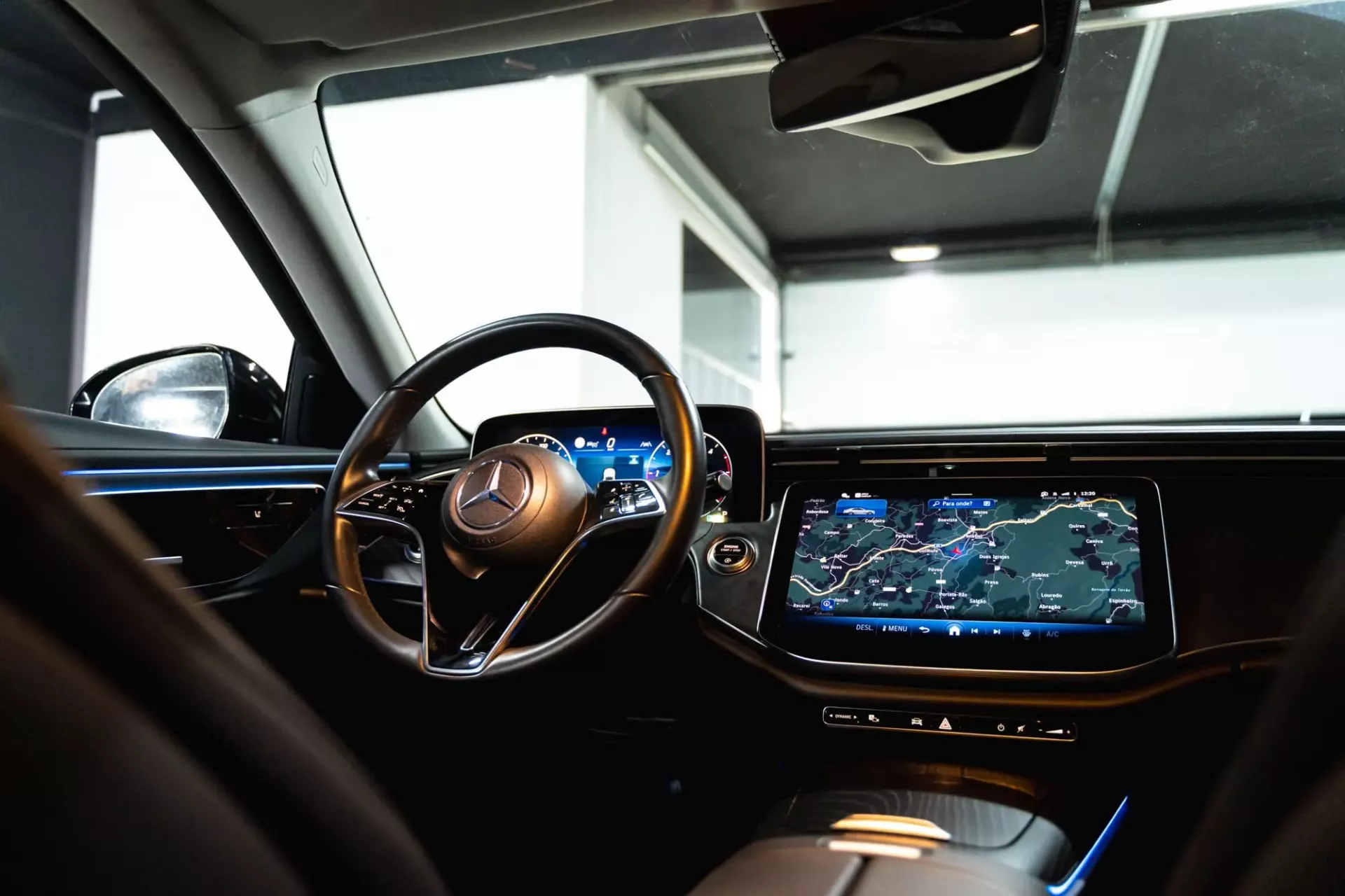 Mercedes-Benz E 220 Avantgarde 16