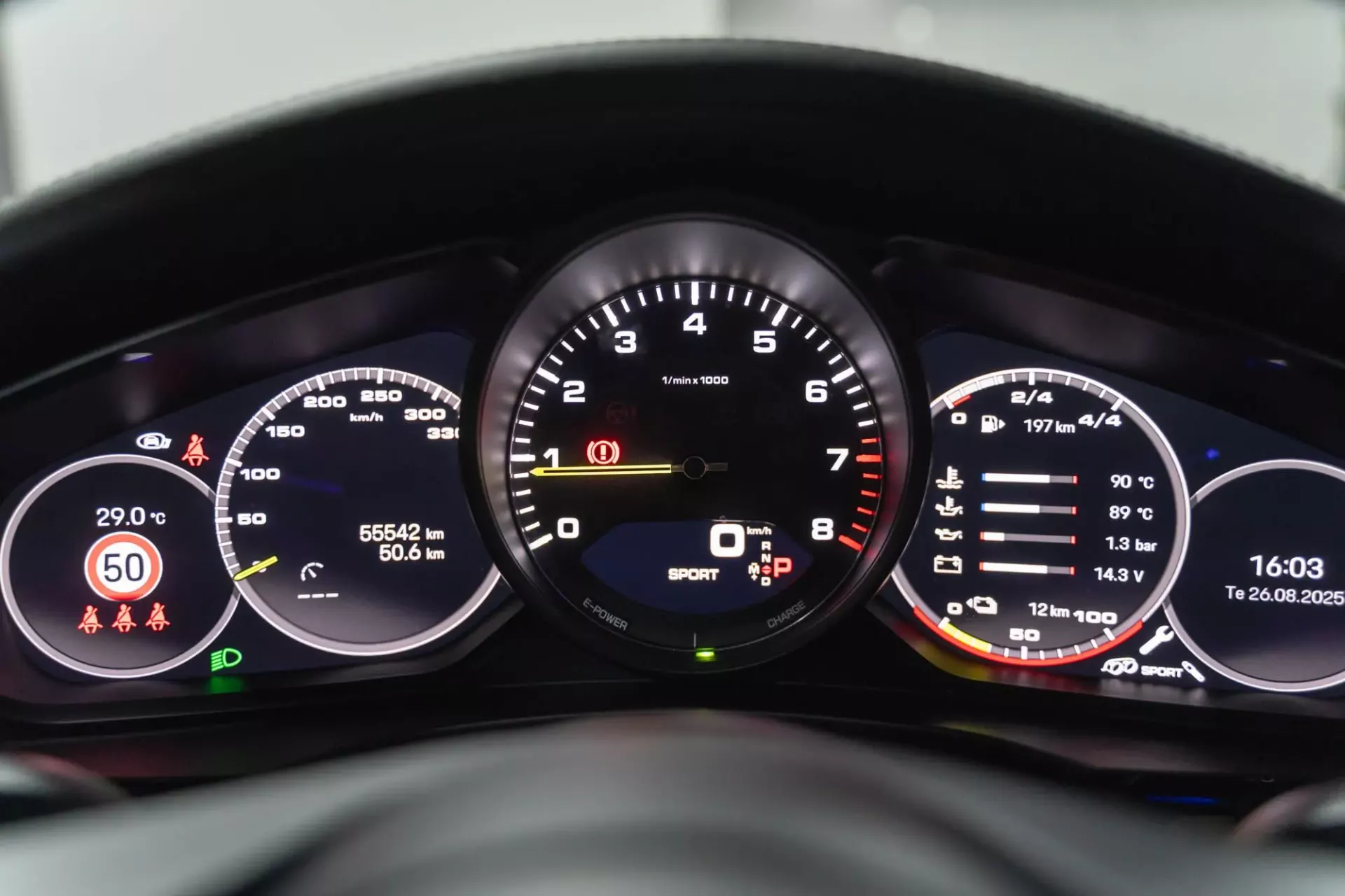 Porsche Panamera Panamera 4S 16