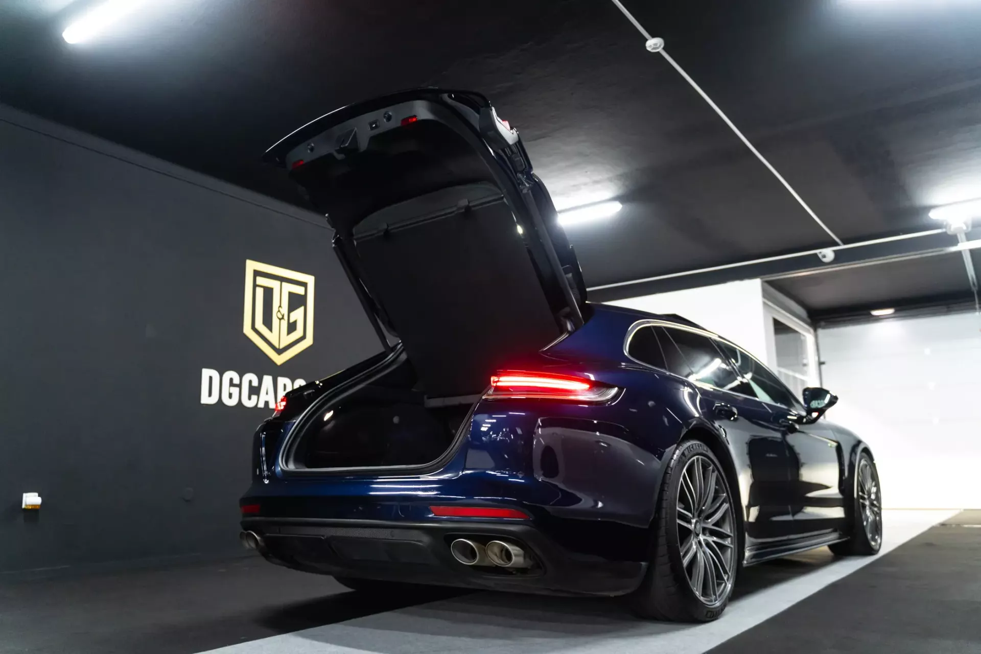 Porsche Panamera Sport Turismo 30