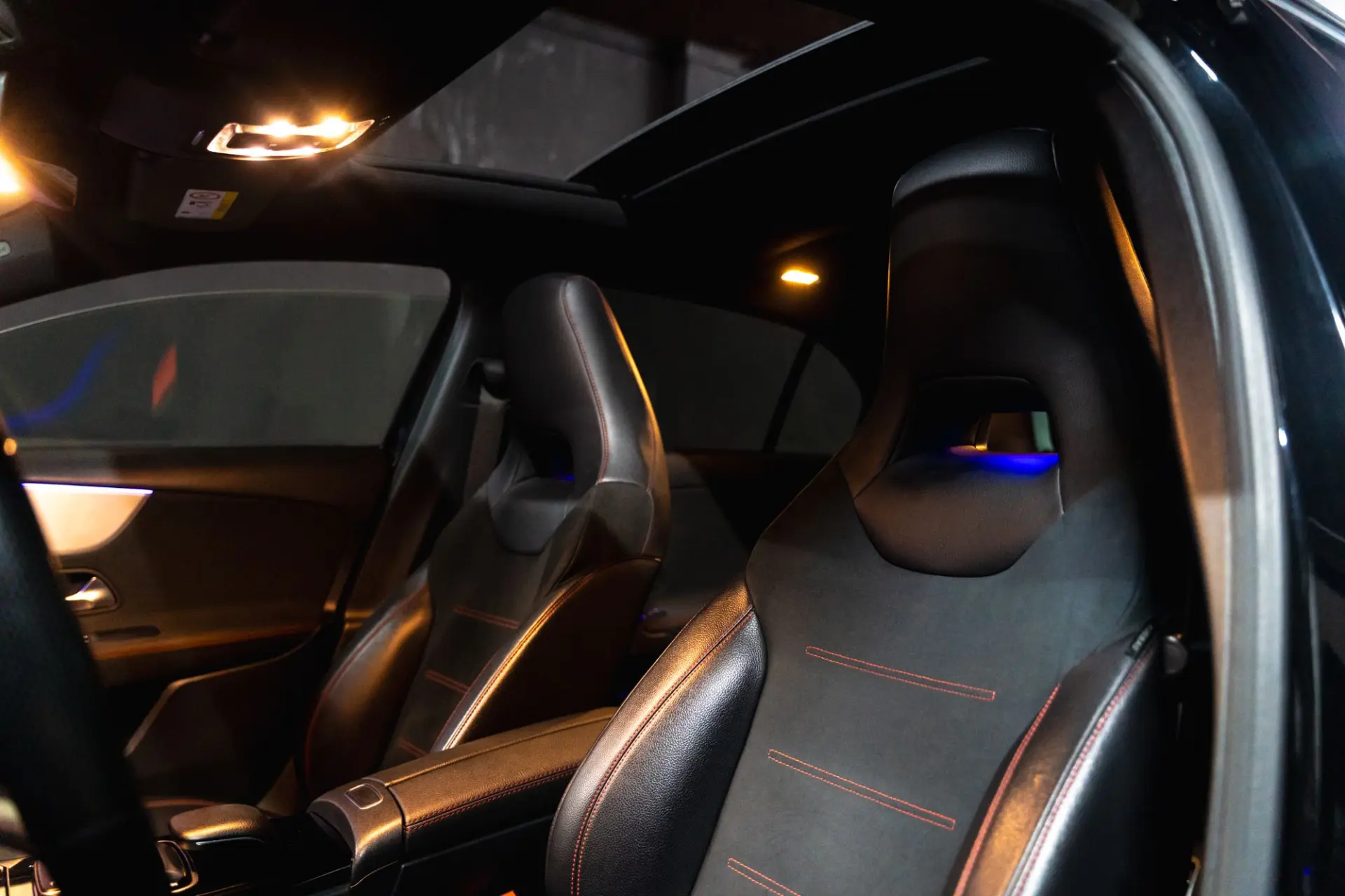 Mercedes-Benz A 180 d AMG Line Aut. 11