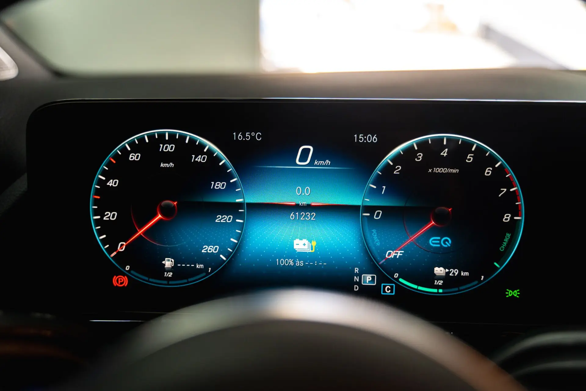 Mercedes-Benz GLA 250 e 8G-DCT AMG Line 12