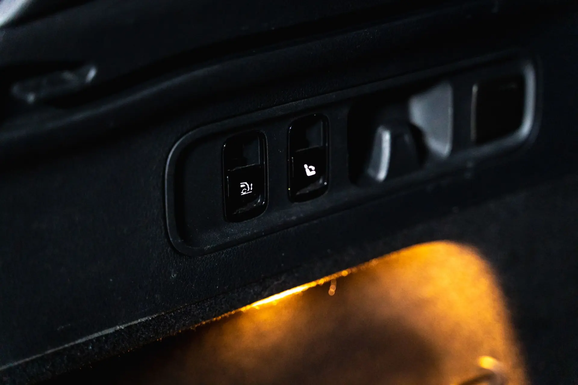 Mercedes-Benz GLC 220 d 4Matic AMG Advanced 28