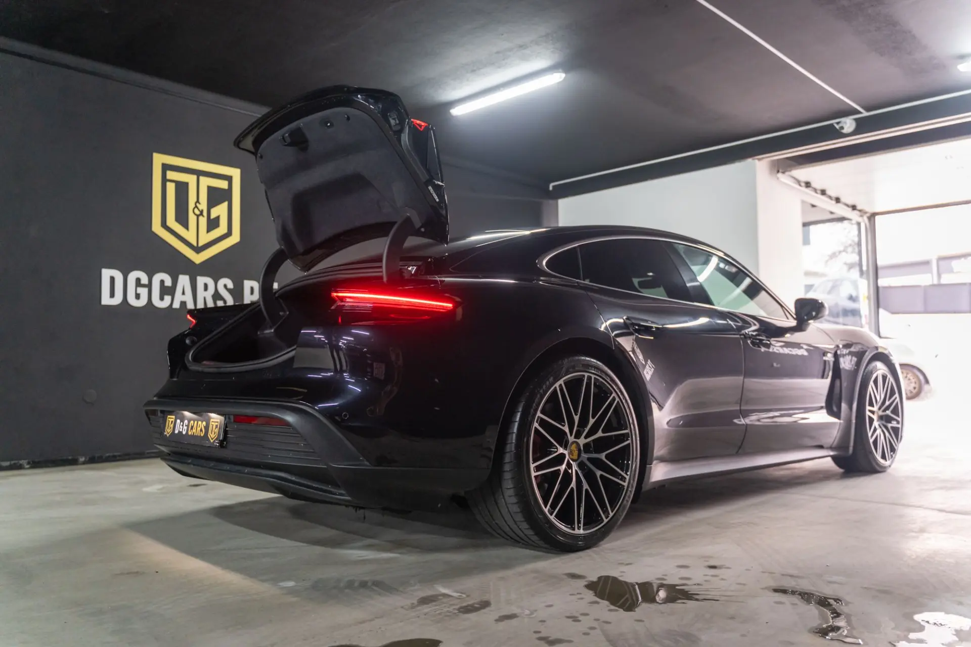 Porsche Taycan 4S 20