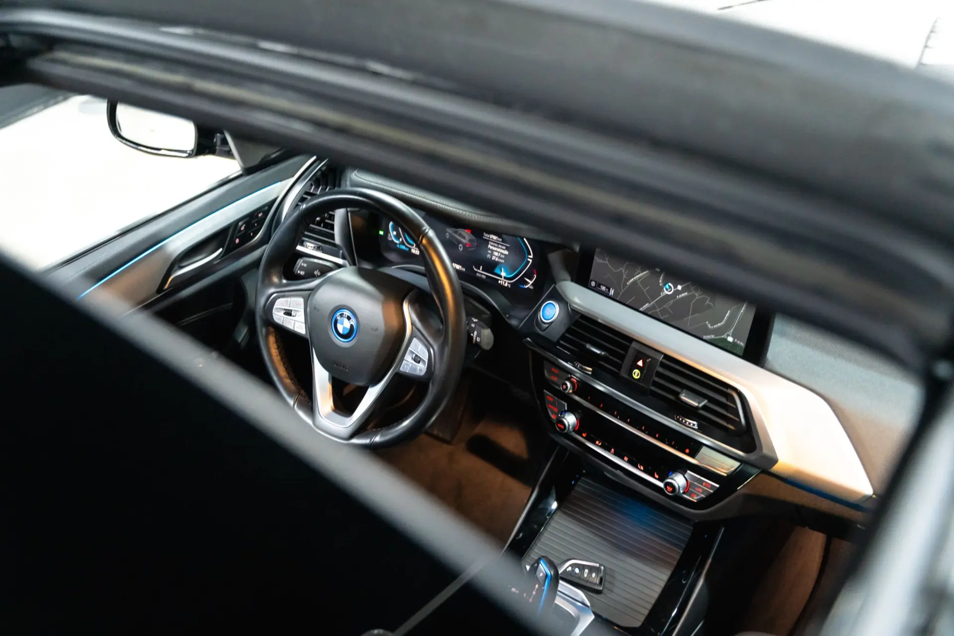 BMW iX3 Inspiring 22