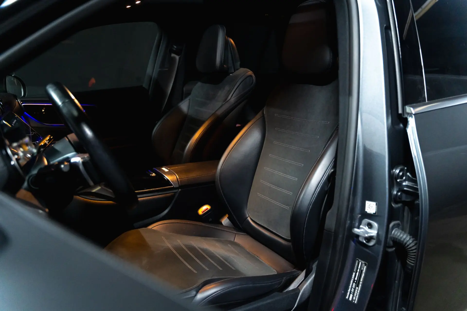 Mercedes-Benz GLC 220 d 4Matic AMG Advanced 14