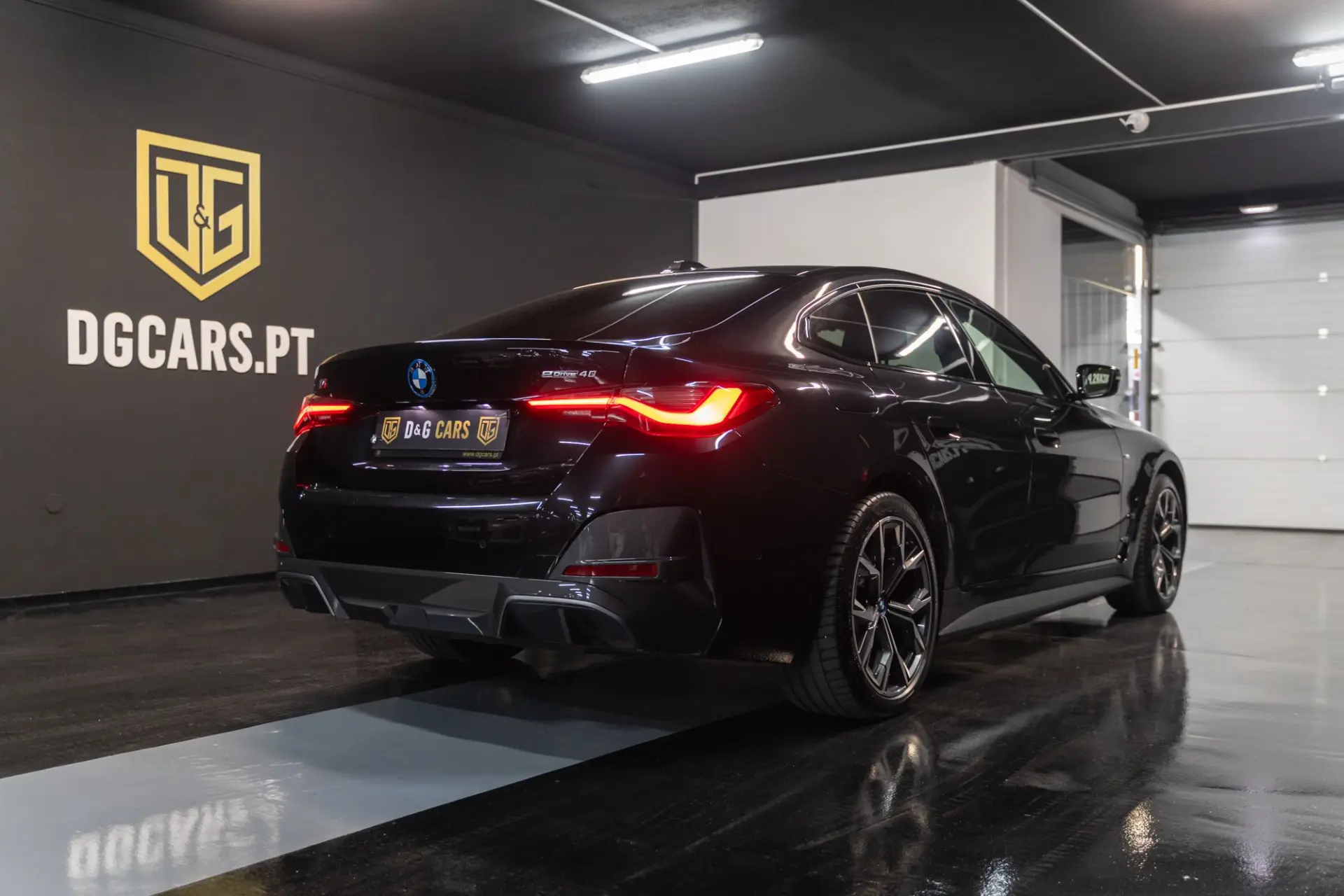 BMW i4 eDrive40 Pack Desportivo M 5