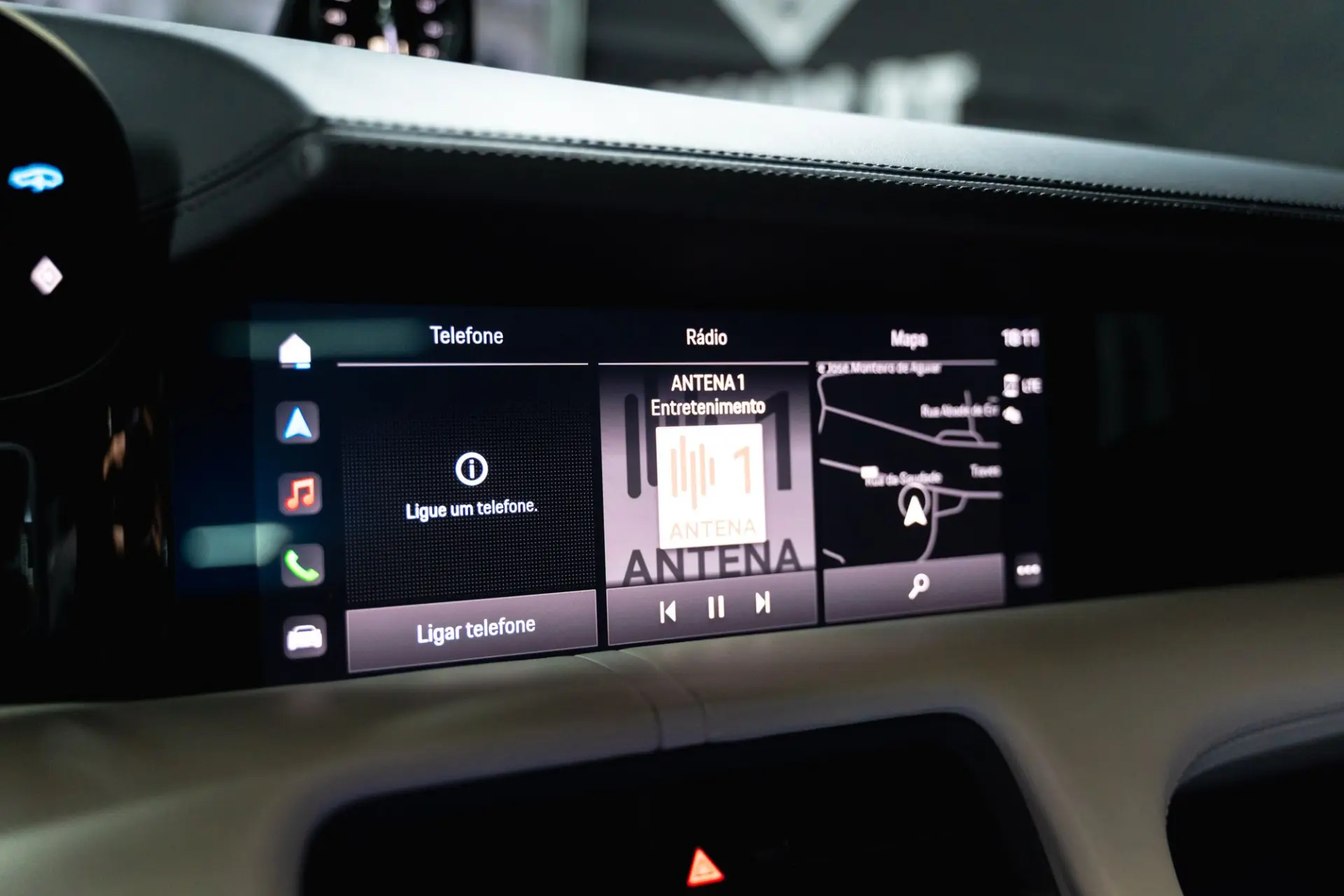 Porsche Taycan 4S 12