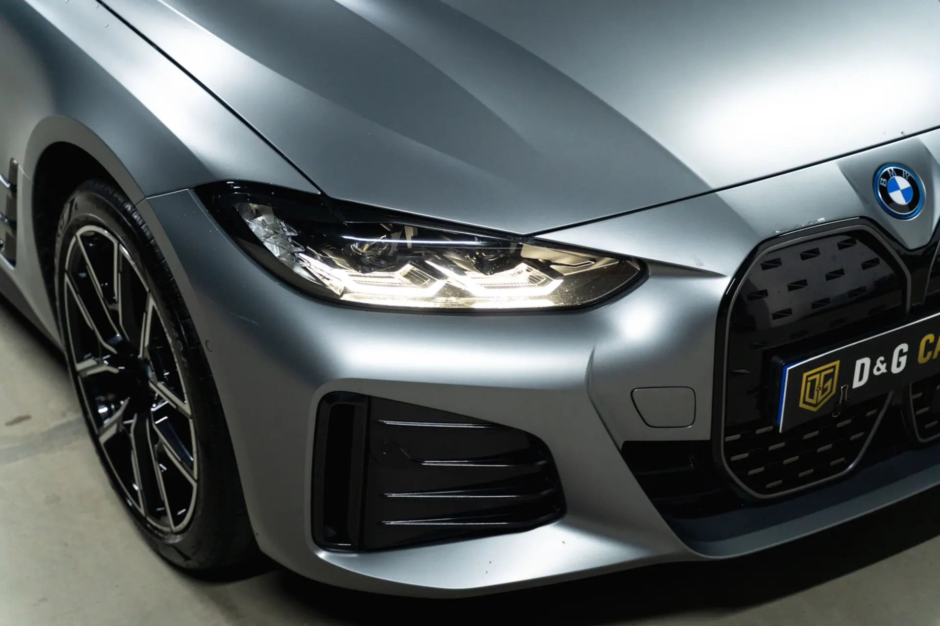 BMW i4 eDrive40 Pack Desportivo M Pro 23