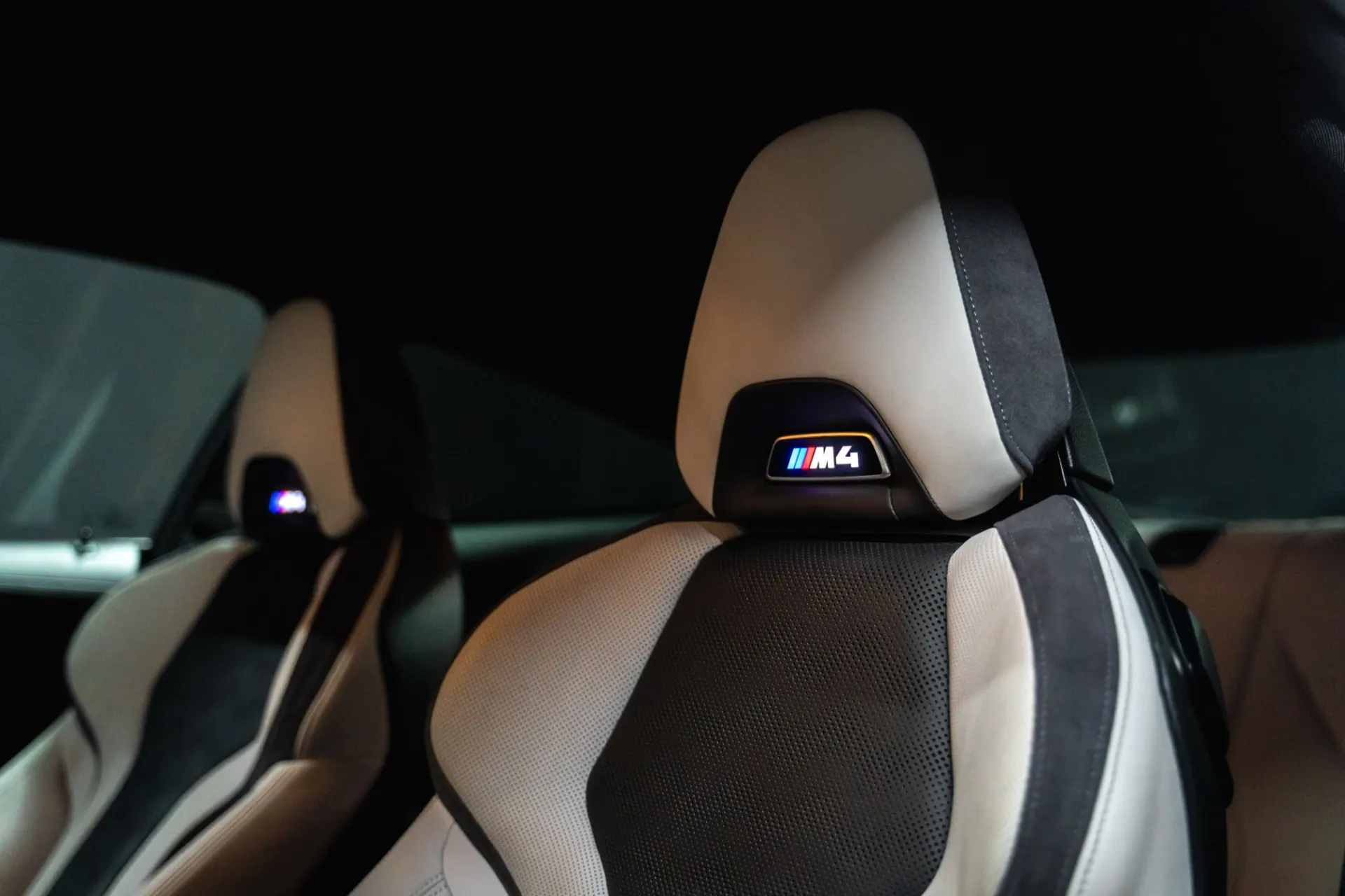 BMW M4 Competition 14