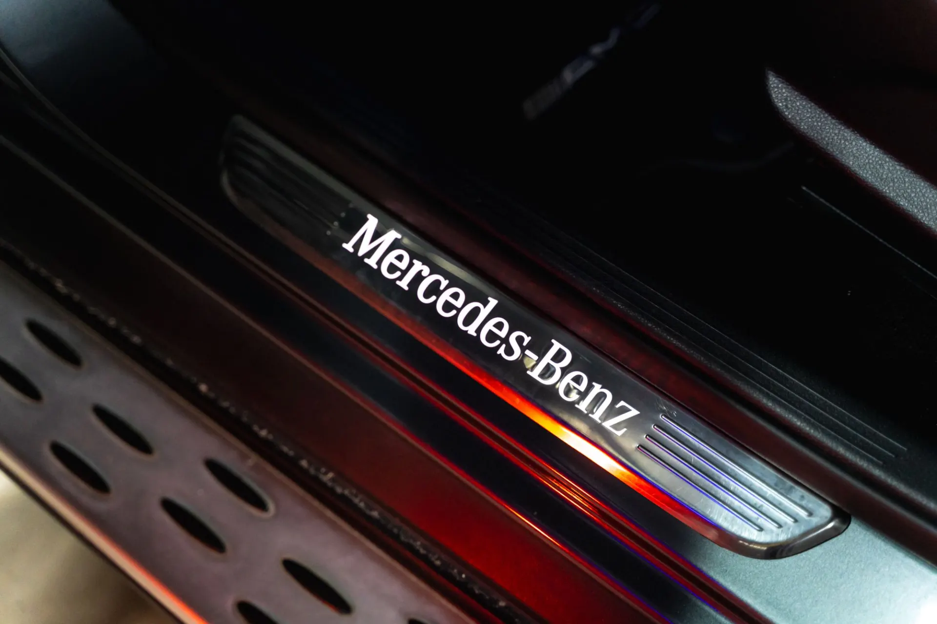 Mercedes-Benz GLC 300 e Coupé 4Matic 8