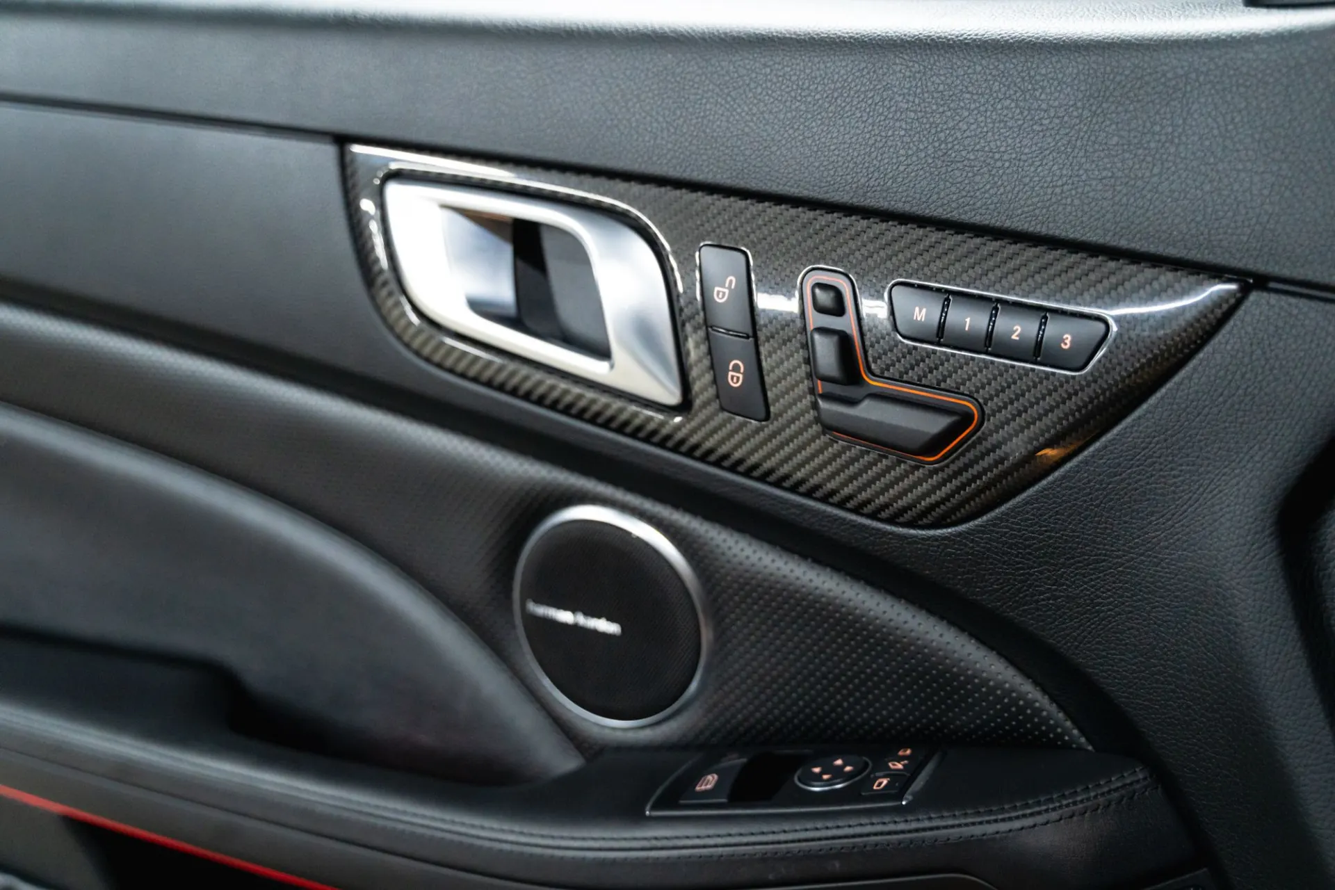 Mercedes-Benz SLK 55 AMG Outro 8