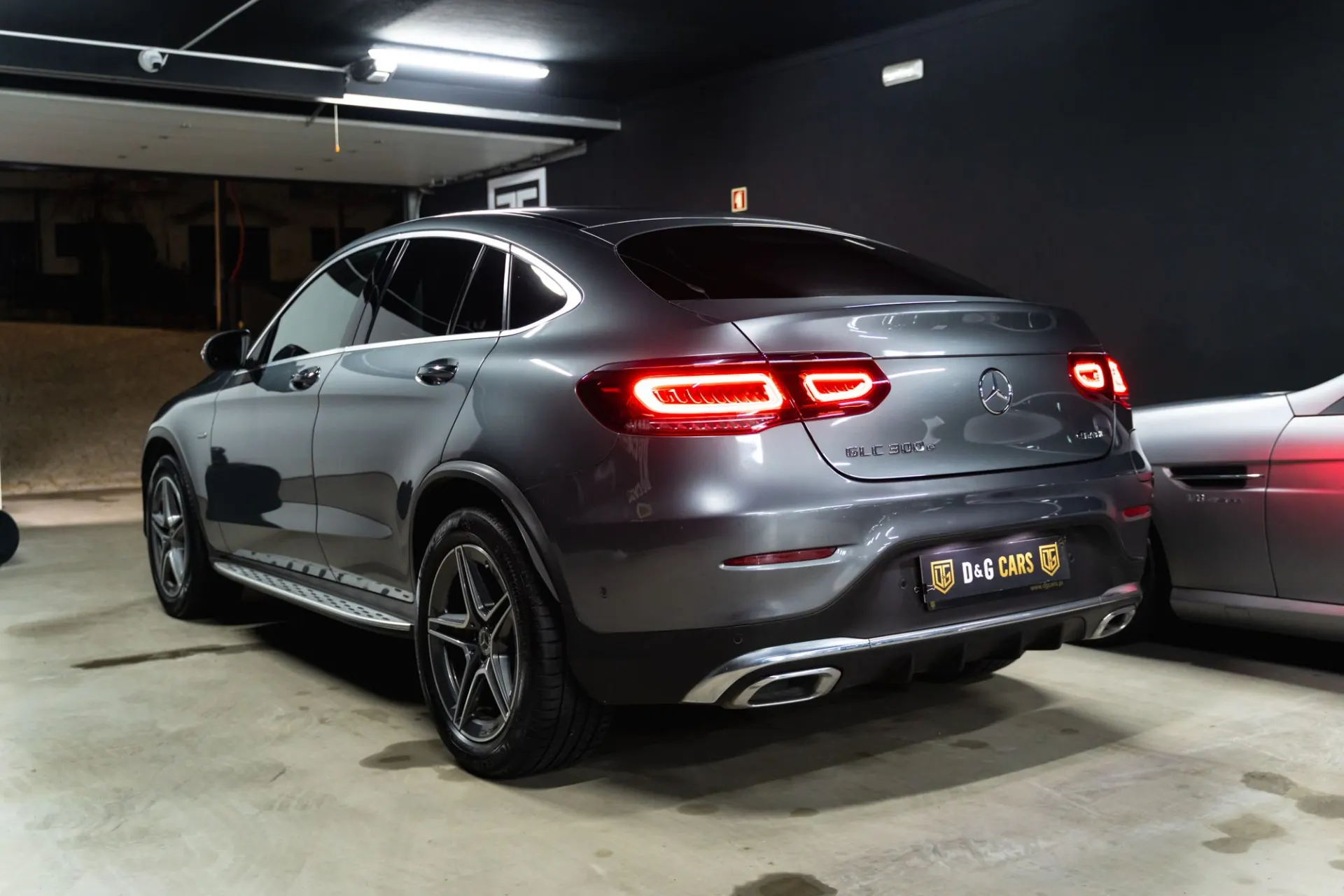 Mercedes-Benz GLC 300 e Coupé 4Matic 2