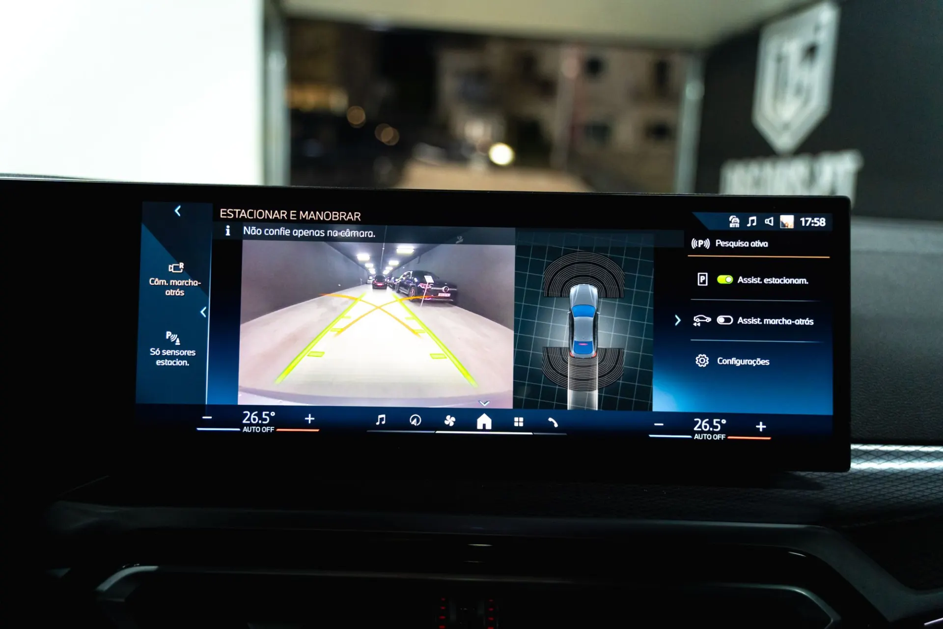 BMW i4 eDrive40 Pack Desportivo M Pro 12