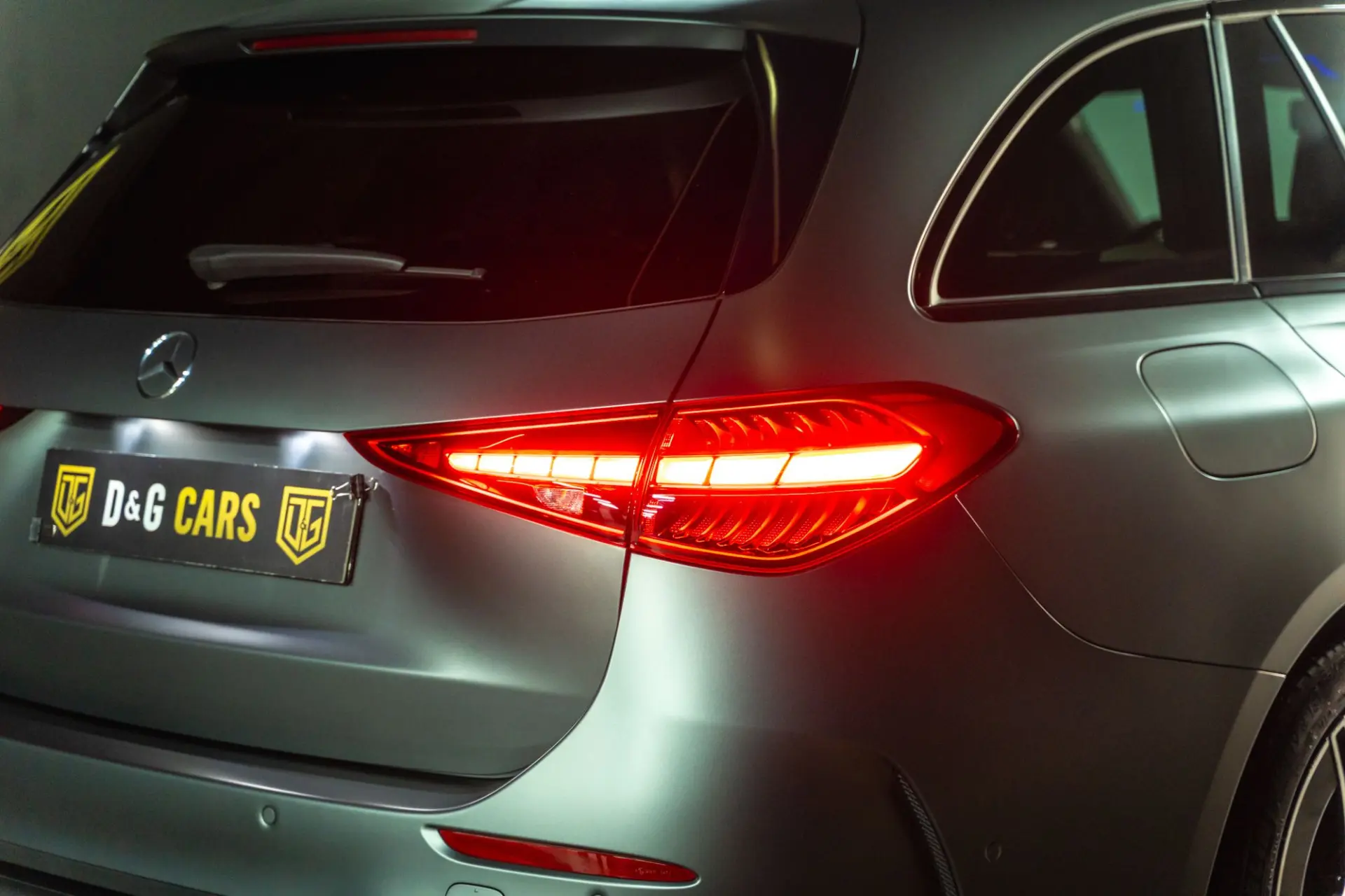 Mercedes-Benz C 300 e AMG Line 26