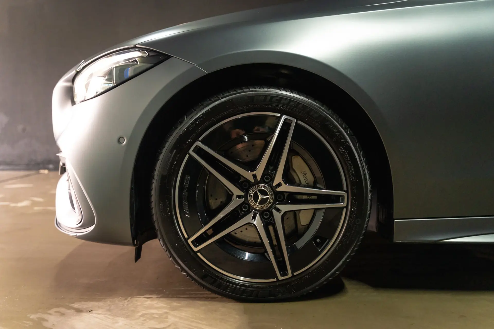 Mercedes-Benz C 300 e AMG Line 25