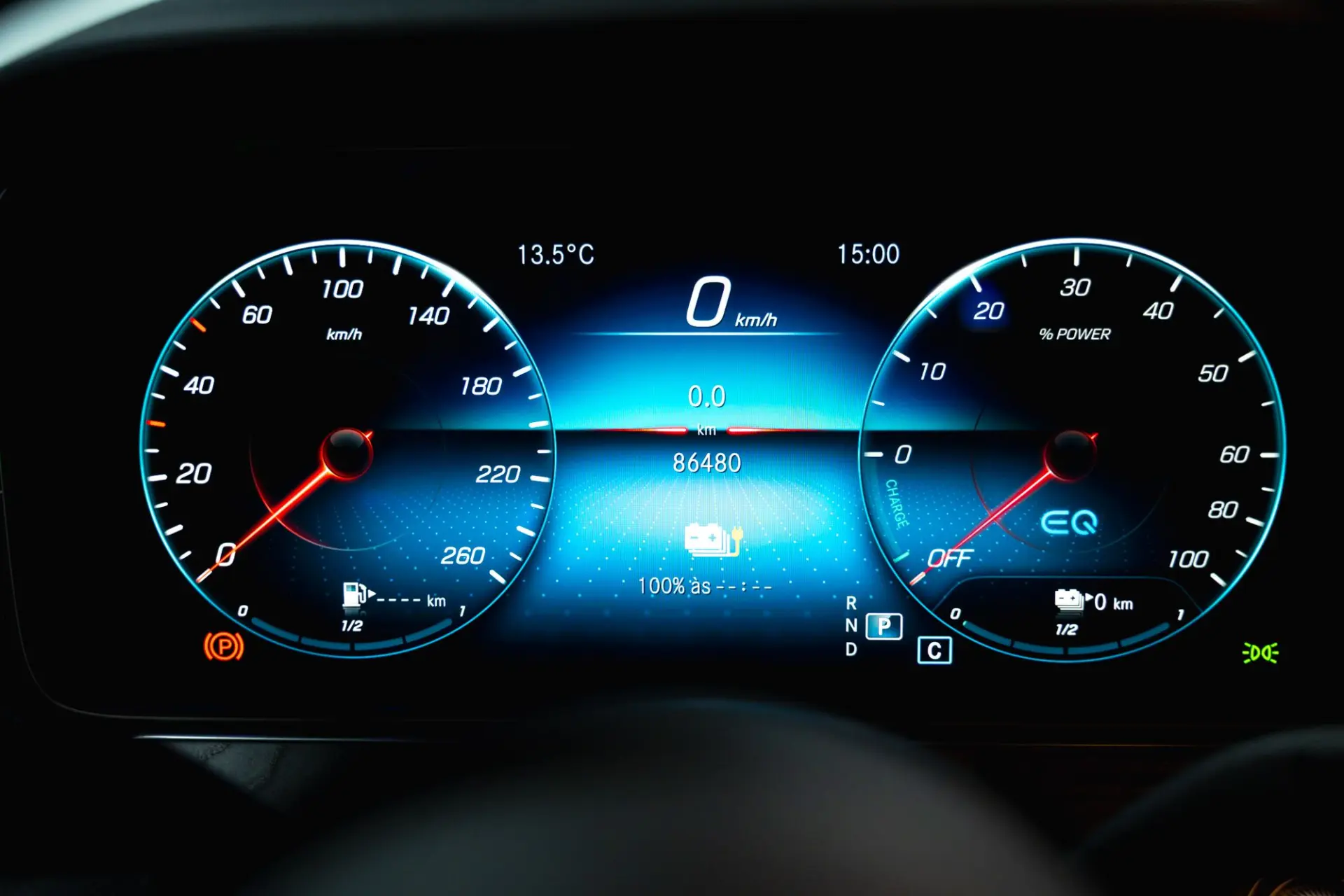 Mercedes-Benz E 300 de AMG Line 8