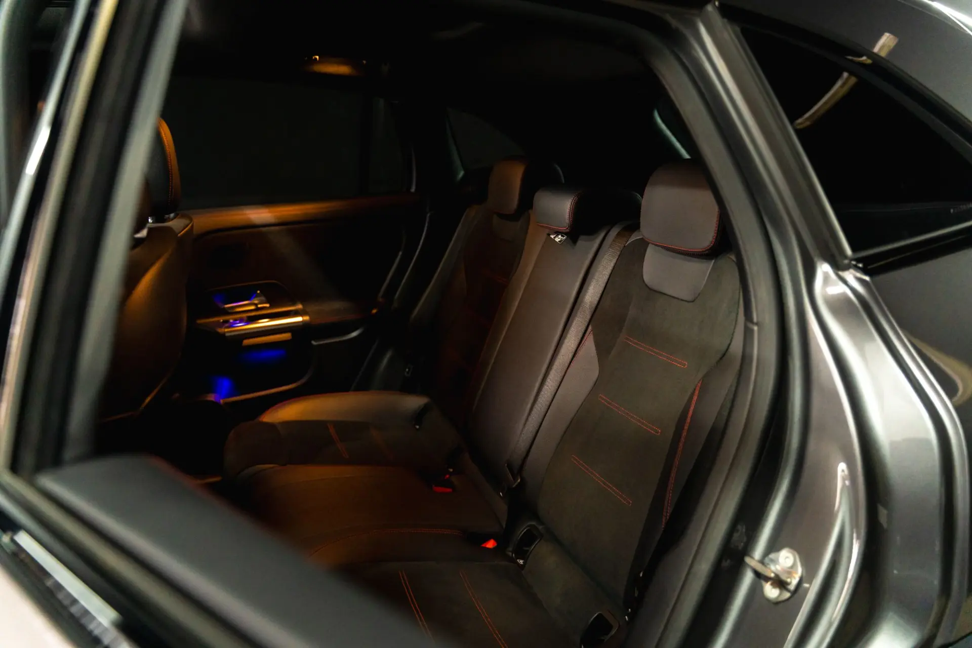 Mercedes-Benz GLA 250 e 8G-DCT AMG Line 17