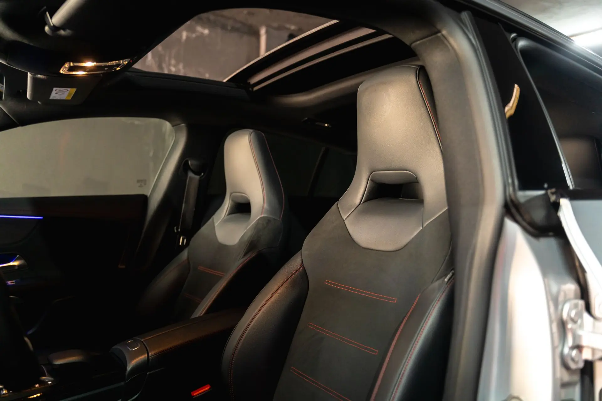 Mercedes-Benz CLA 250 e 8G-DCT AMG Line 13