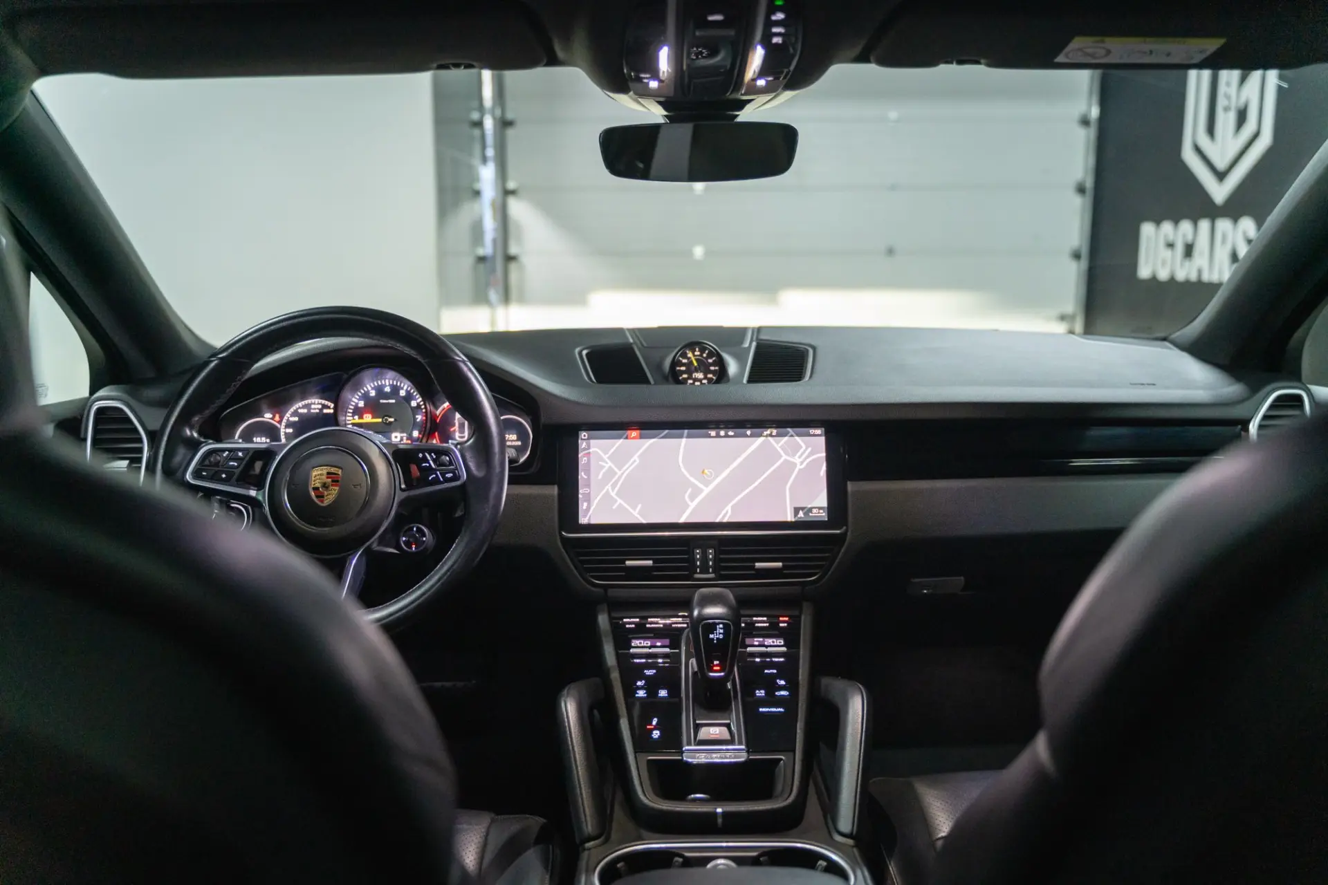 Porsche Cayenne Coupé E-Hybrid 16