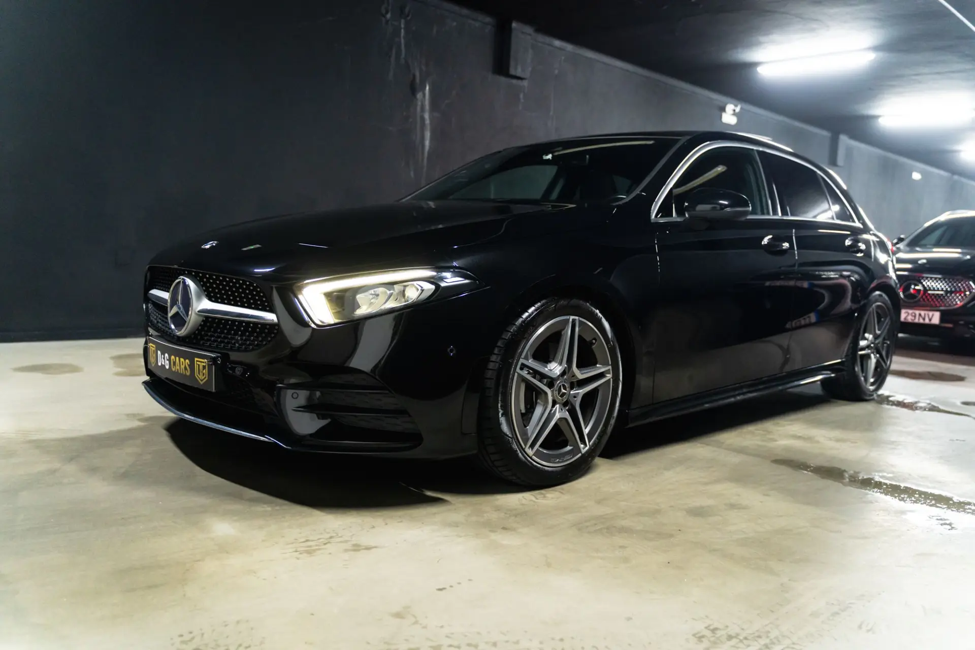 Mercedes-Benz A 180 d AMG Line Aut. 17