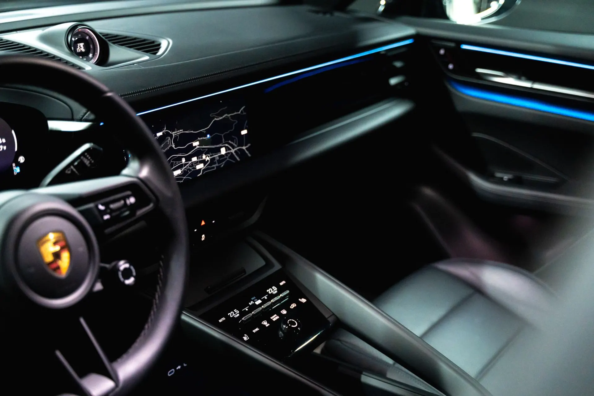 Porsche Macan Standard 11