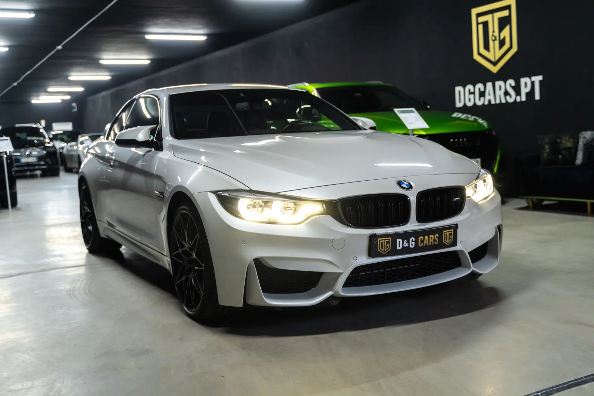 BMW M4 Auto 2