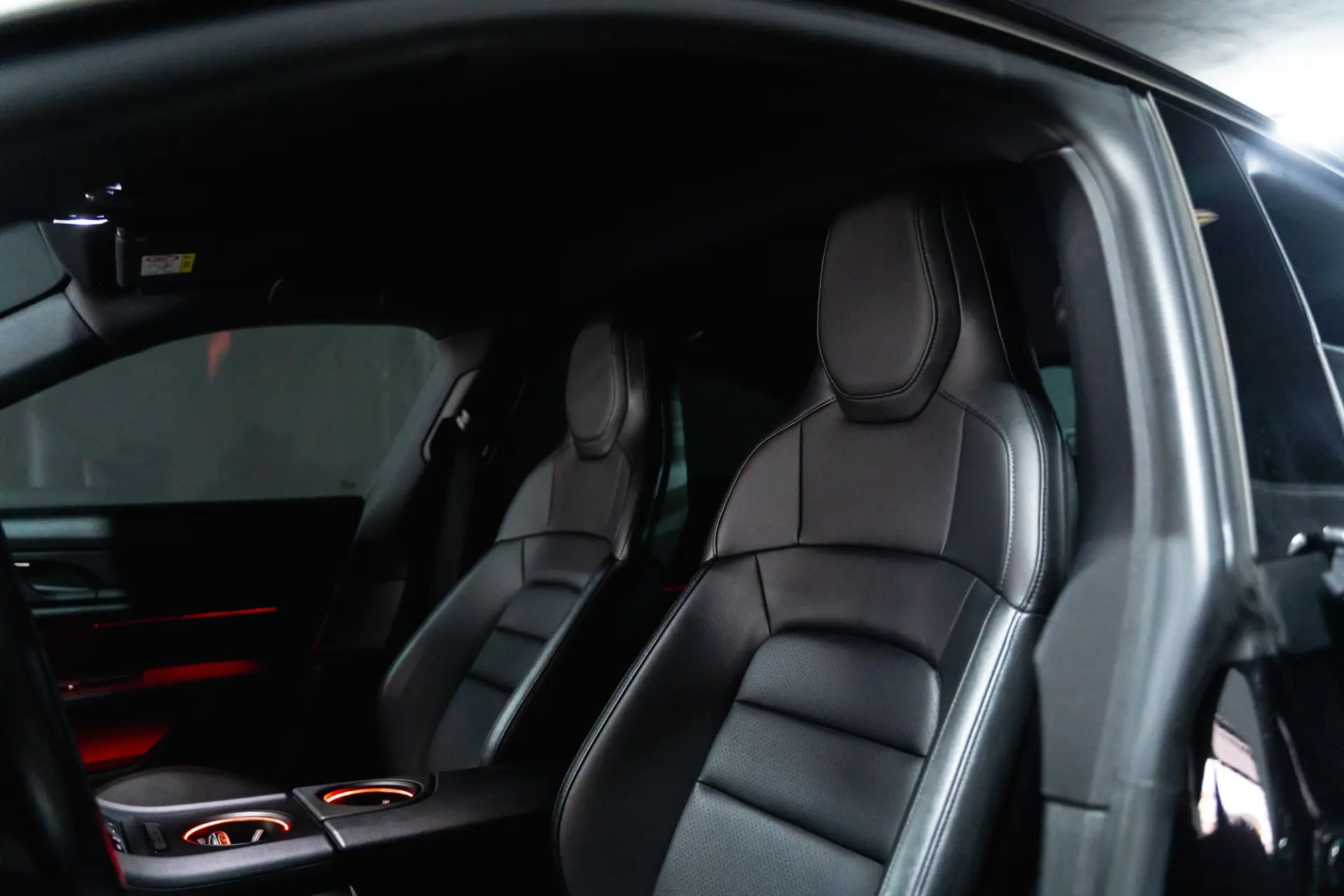 Porsche Taycan 4S 11