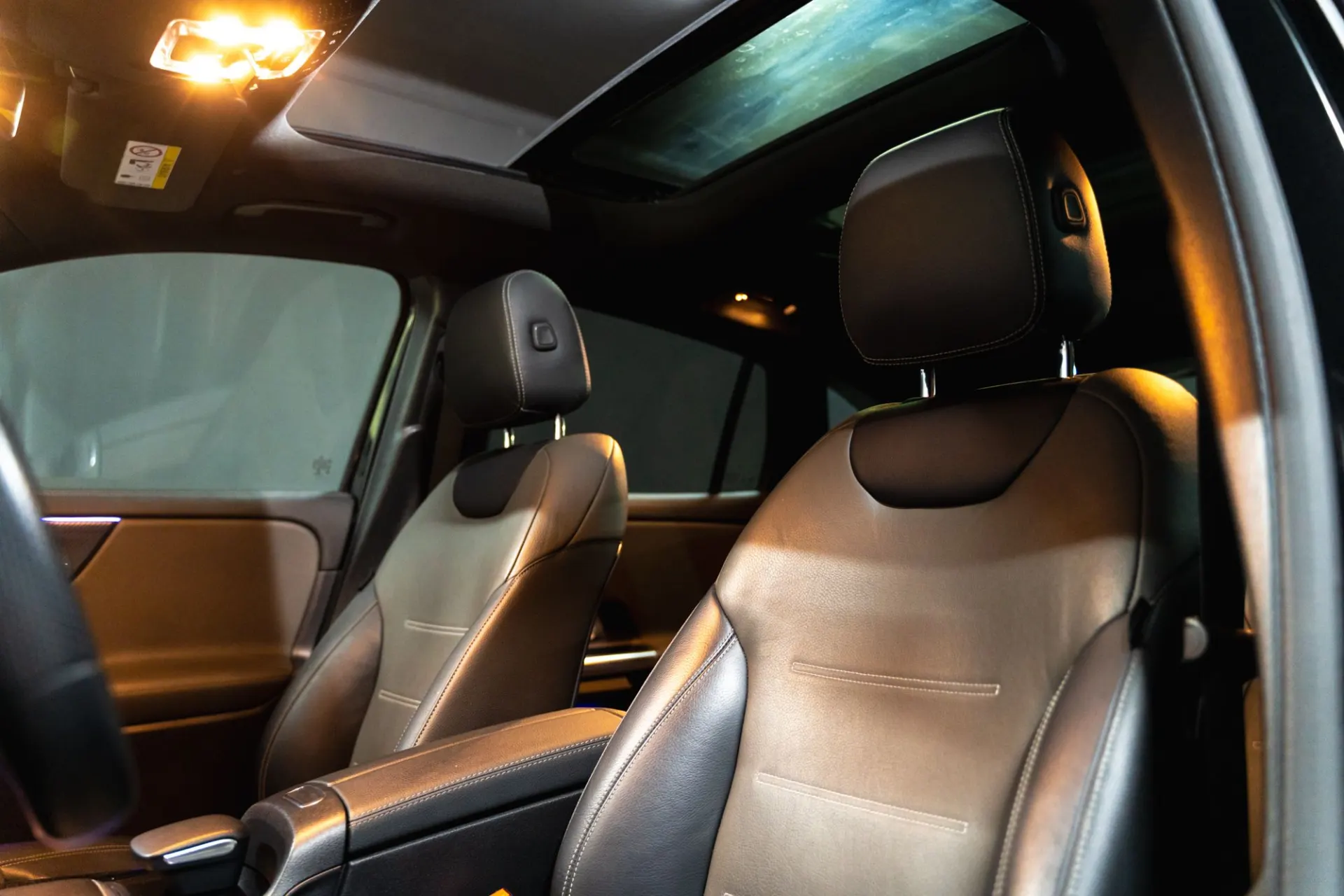 Mercedes-Benz GLA 250 e AMG Line 16