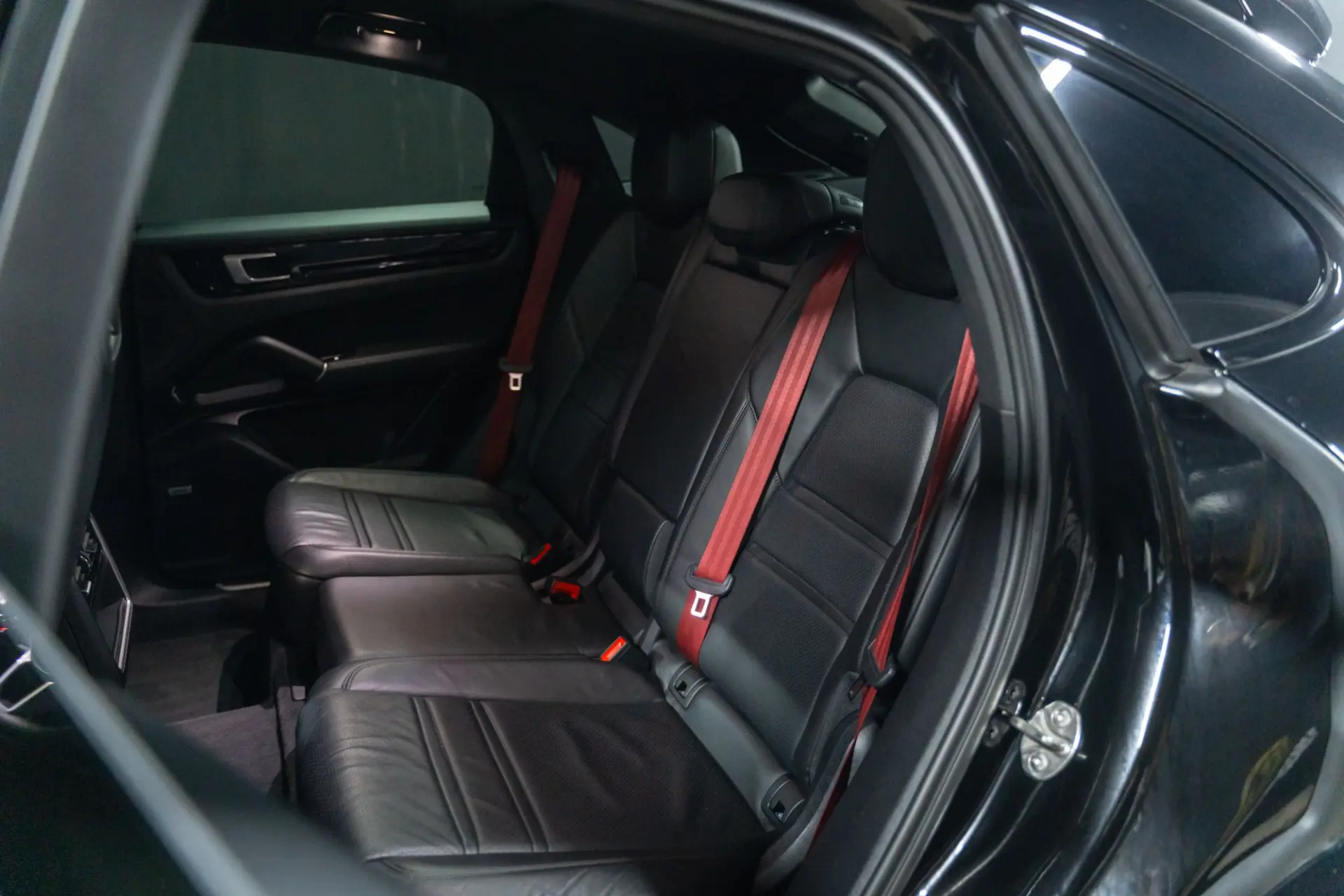 Porsche Cayenne Coupé E-Hybrid 15